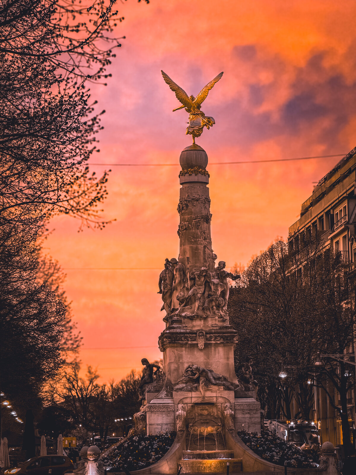 Subé Fountain in Reims at sunset